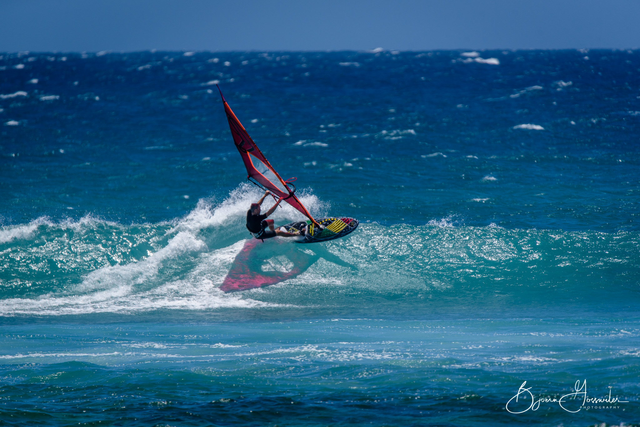 Cruising trough the waves